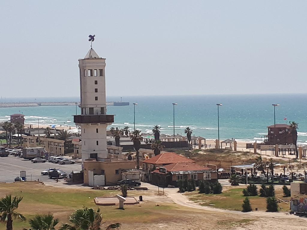 Shave Tsion Apartment In The Center Ashdod Exteriör bild