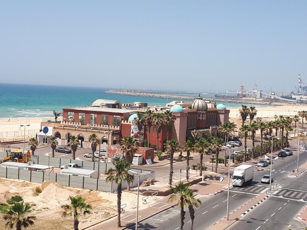 Shave Tsion Apartment In The Center Ashdod Exteriör bild