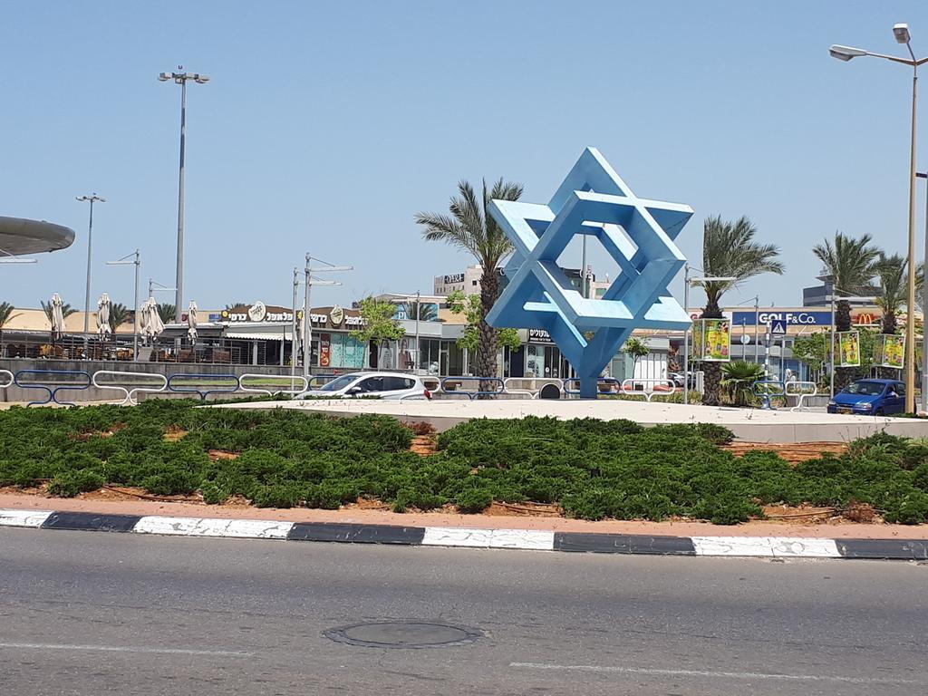 Shave Tsion Apartment In The Center Ashdod Exteriör bild