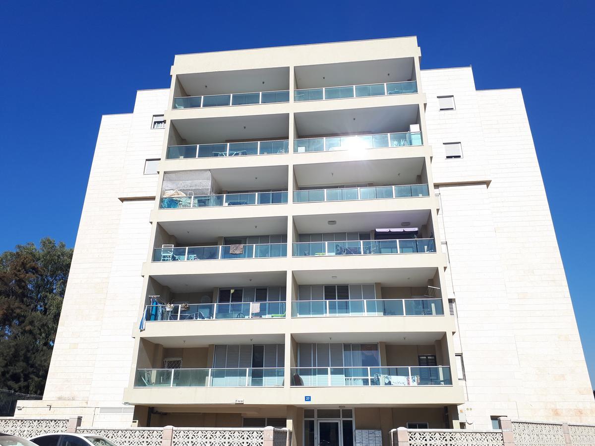Shave Tsion Apartment In The Center Ashdod Exteriör bild
