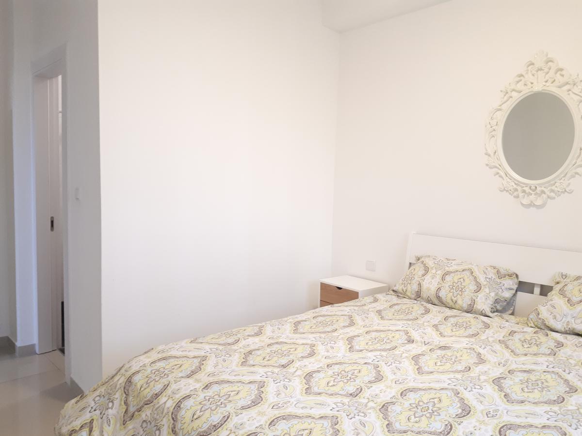 Shave Tsion Apartment In The Center Ashdod Exteriör bild