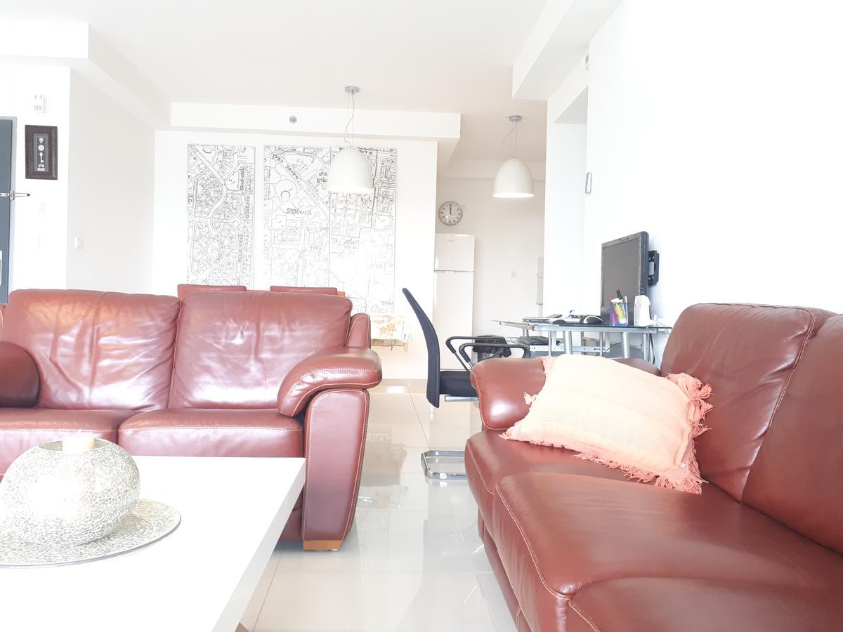 Shave Tsion Apartment In The Center Ashdod Exteriör bild
