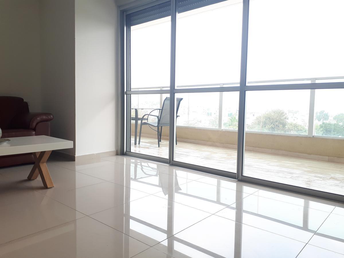 Shave Tsion Apartment In The Center Ashdod Exteriör bild