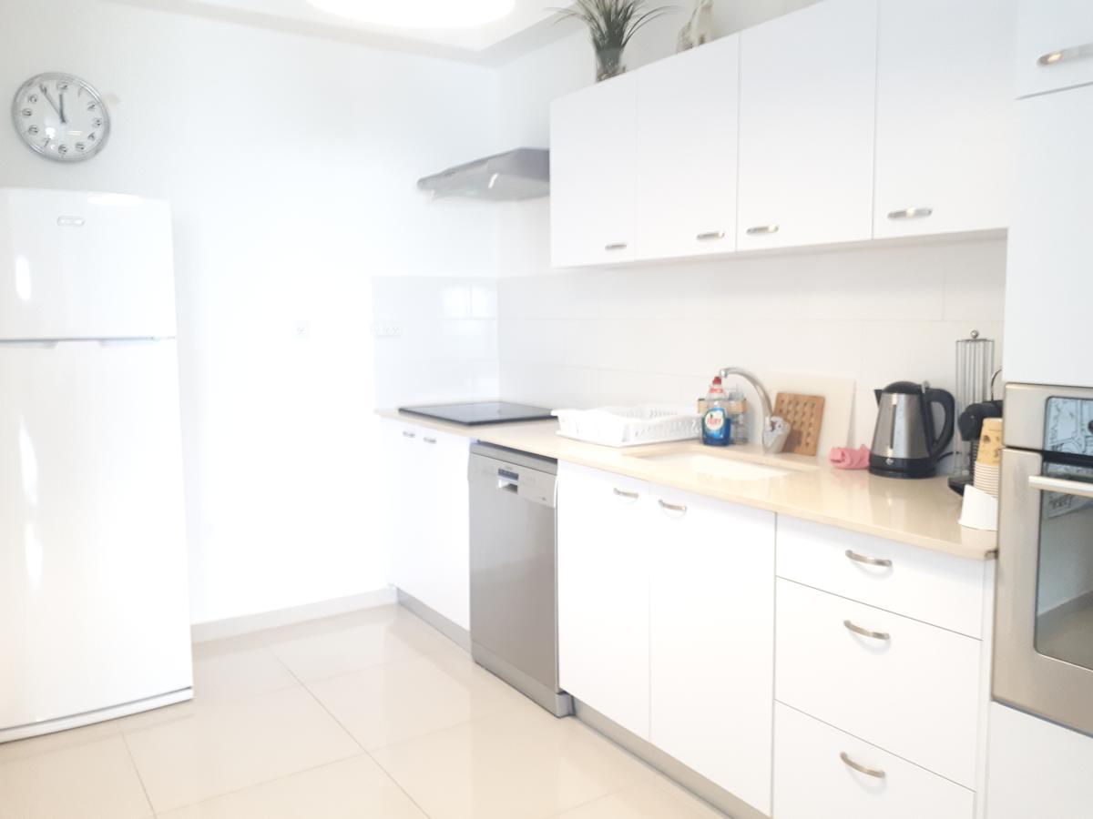 Shave Tsion Apartment In The Center Ashdod Exteriör bild